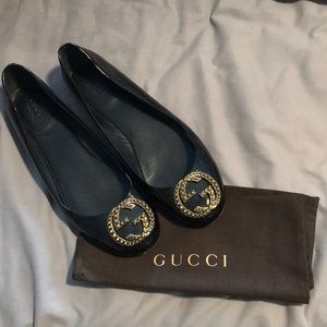 Gucci ballerina patent leather flats